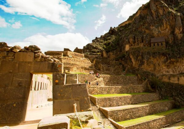 Tour Ollantaytambo y Machu Picchu 2 días