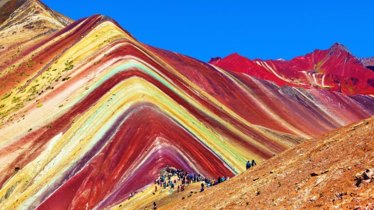 Montaña de 7 Colores: la Geología de Vinicunca Explicada