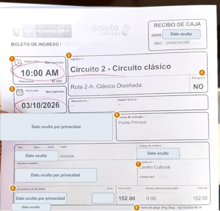 Boleto de ingreso a Machu Picchu comprado en el Centro Cultural de Aguas Calientes, con hora de ingreso, fecha, circuito 2 ruta 2-A, puerta de entrada y precio, y los datos del pasajero ocultos